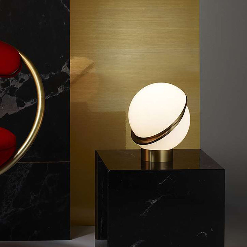 Le Globe - Table Lamp - Lumière Paris